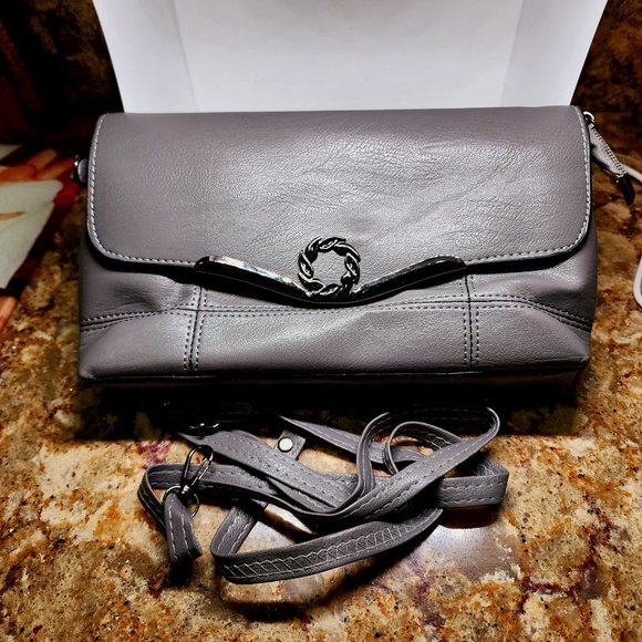 Gray clutch/shoulder bag with magnetic closure and inside zippers faux leather - Picture 1 of 7